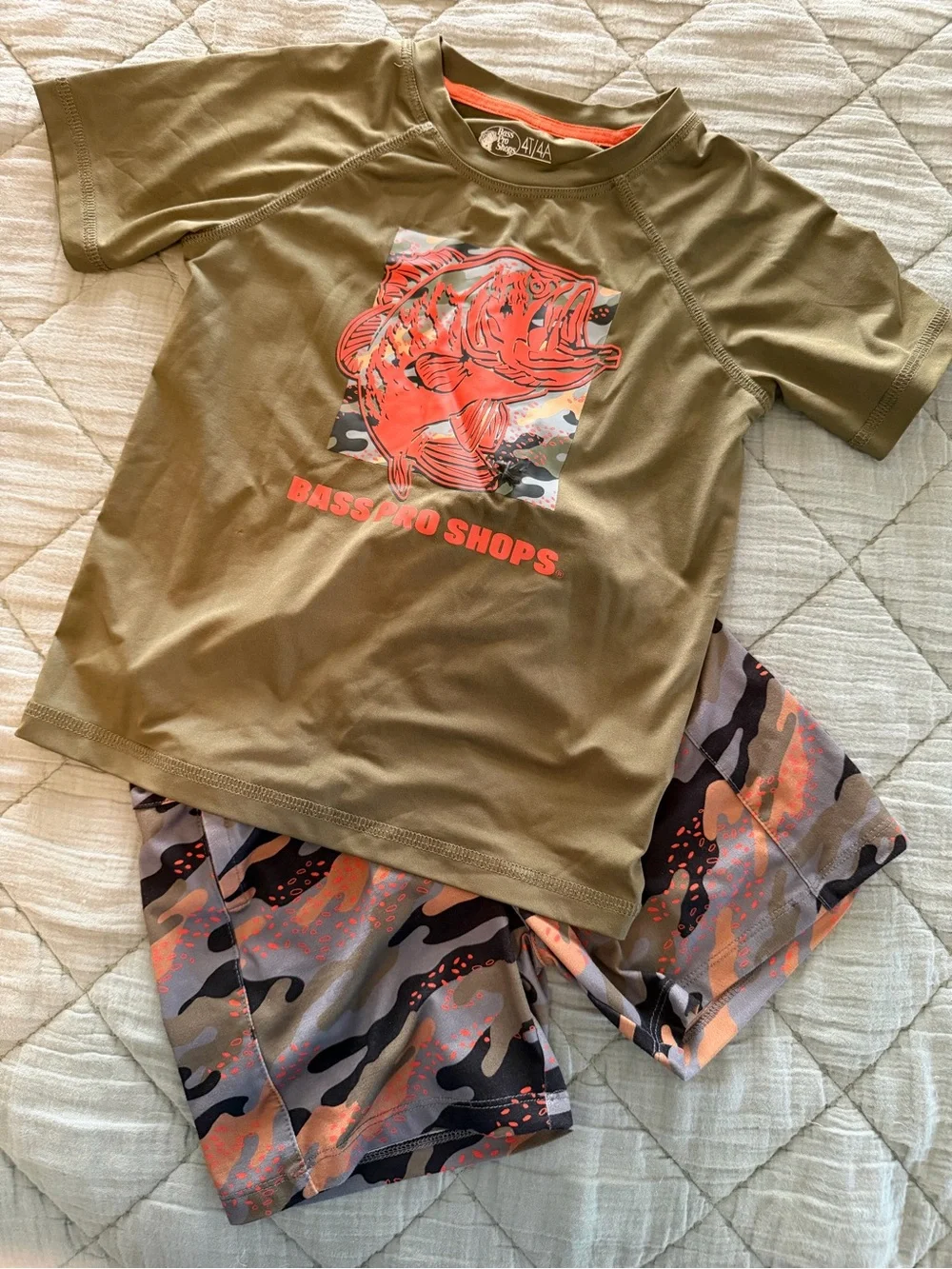 Bass Pro Shops Olive and Orange Camo Kids Athletic Set size 4